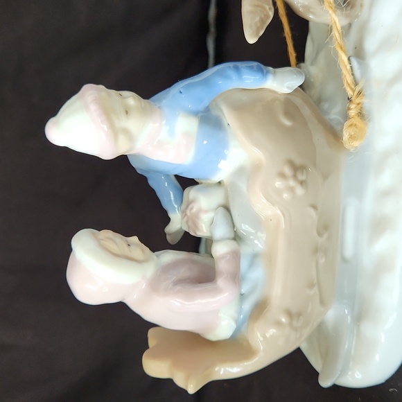 Paul Sebastian Dog Pulling Sled with Girl and boy. - Picture 2 of 8